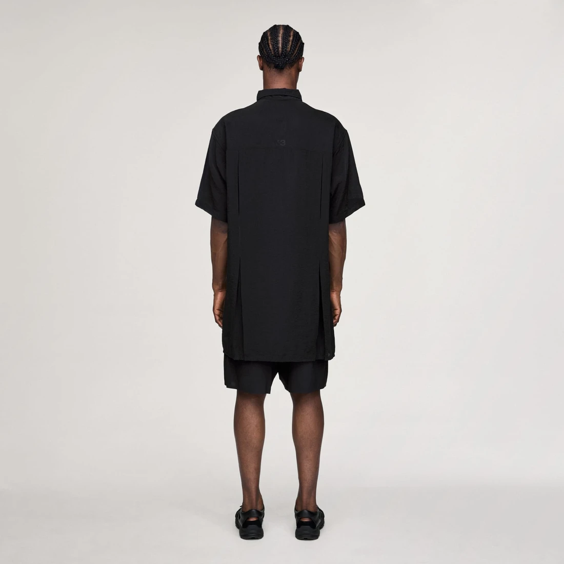 Y-3 플레이스 그래픽 숏슬리브 롱 셔츠 블랙 KR0169