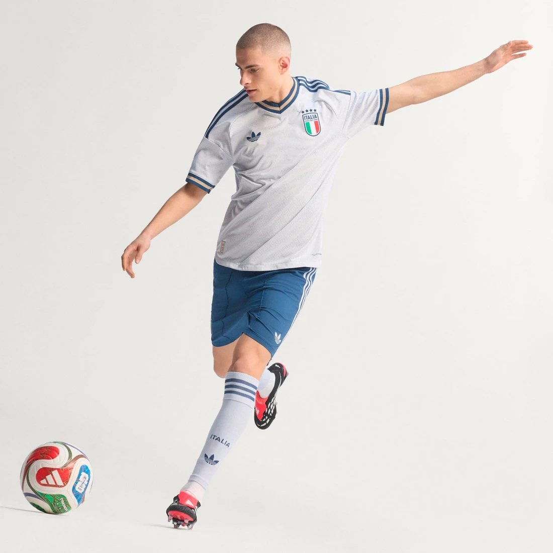 아디다스 이탈리아 2026 어웨이 어센틱 저지 에어로블루 - KR 사이즈 (논 마킹 버전) JL6938