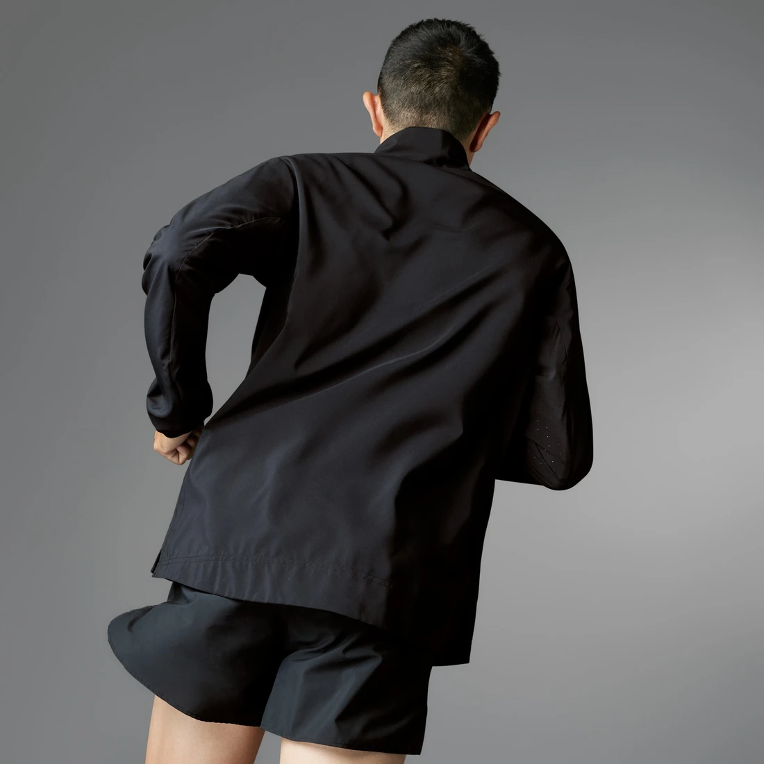 아디다스 아디제로 에센셜 러닝 자켓 블랙 - KR 사이즈 IT7585