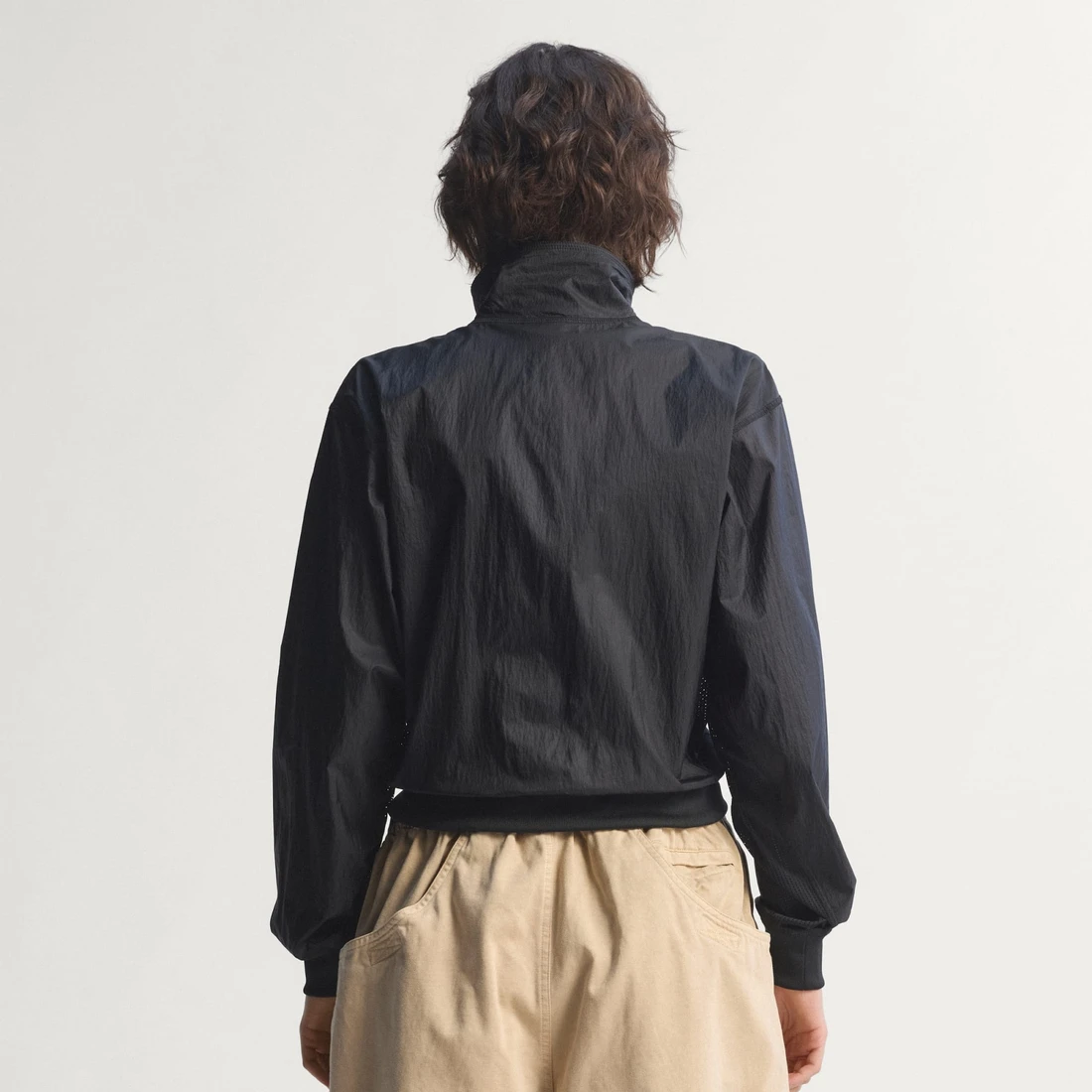 아디다스 이큅먼트 지퍼 트랙탑 블랙 - KR 사이즈 우먼스 KC6543