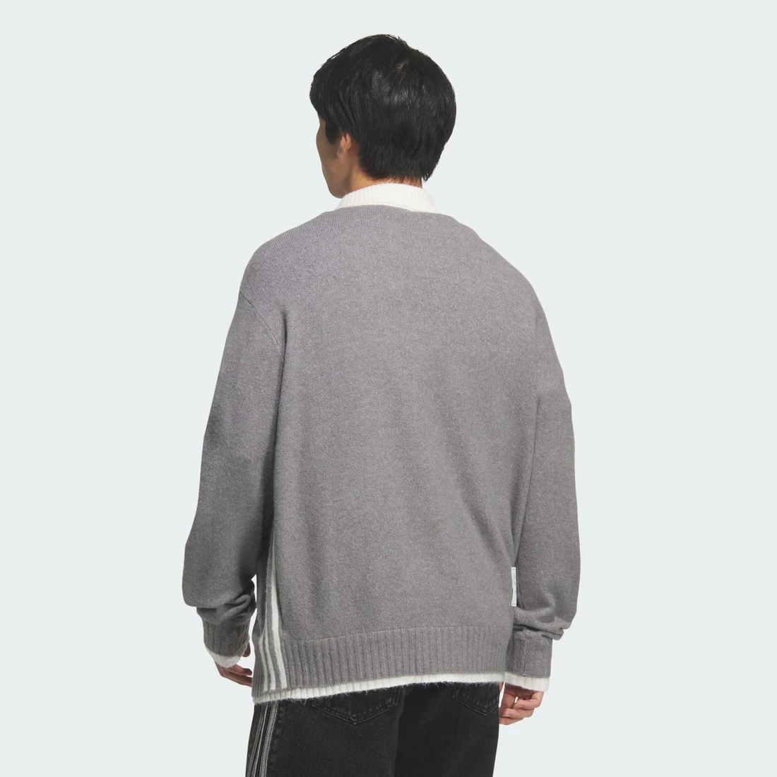 아디다스 DLXC U 스웨터 KS2907