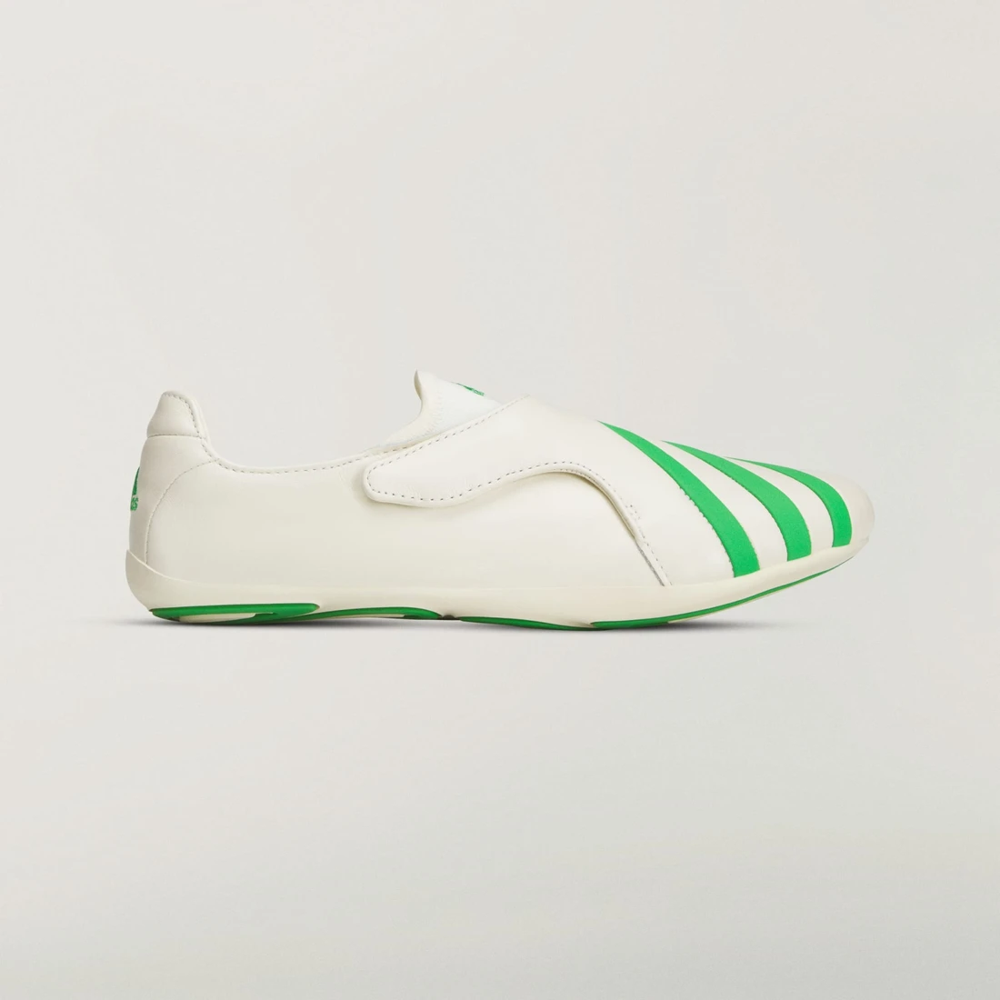 아디다스 x 퍼렐 윌리엄스 바리오 플랫 어서 클라우드 화이트 코어 그린 KI7669