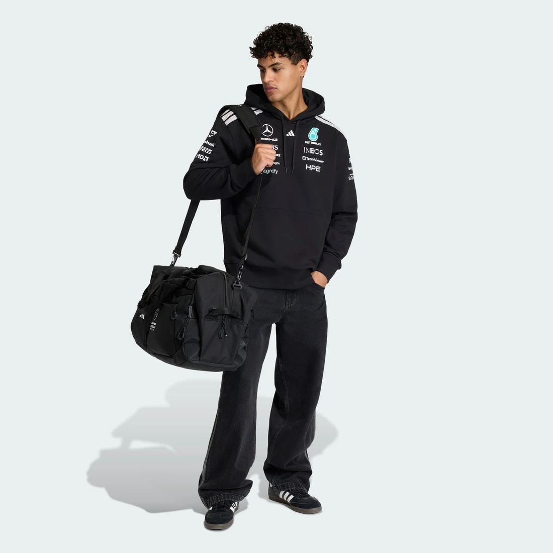 아디다스 x 메르세데스 AMG 페트로나스 F1 팀 드라이버 후드 스웨트셔츠 블랙 - KR 사이즈 (논 마킹 버전) KF0166