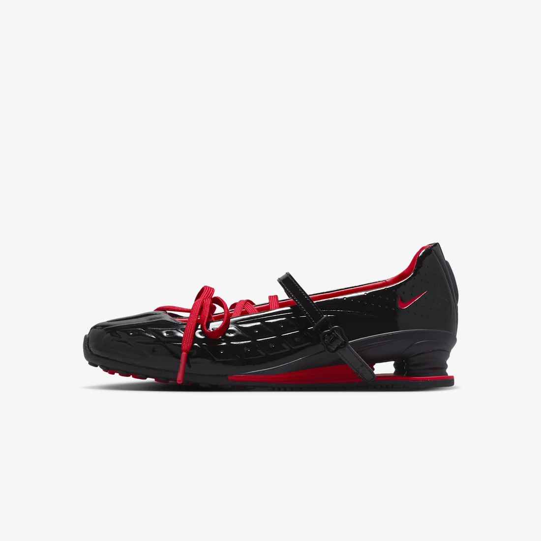 나이키 우먼스 샥스 Z 칼리스트라 x LABELHOOD 블랙 유니버시티 레드 IW7881-001