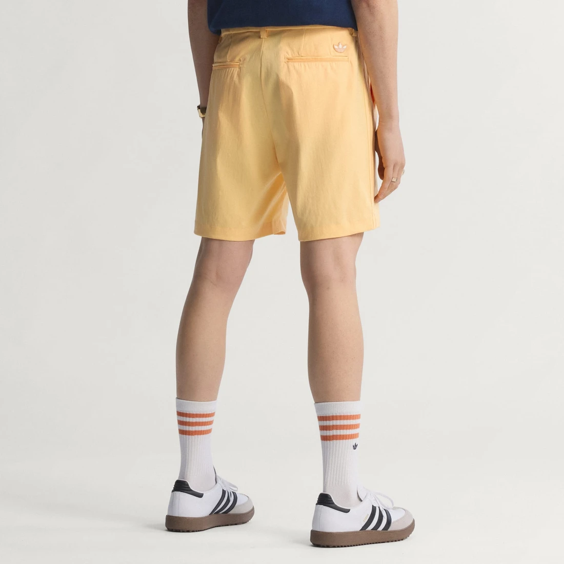 아디다스 오리지널스 트위스트위브 쇼츠 KB8587