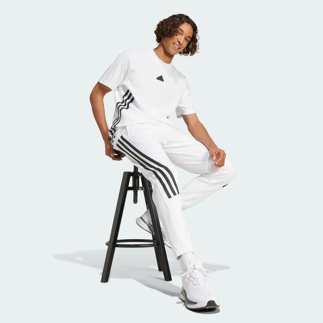 아디다스 퓨처 아이콘 3S 티셔츠 JJ4159