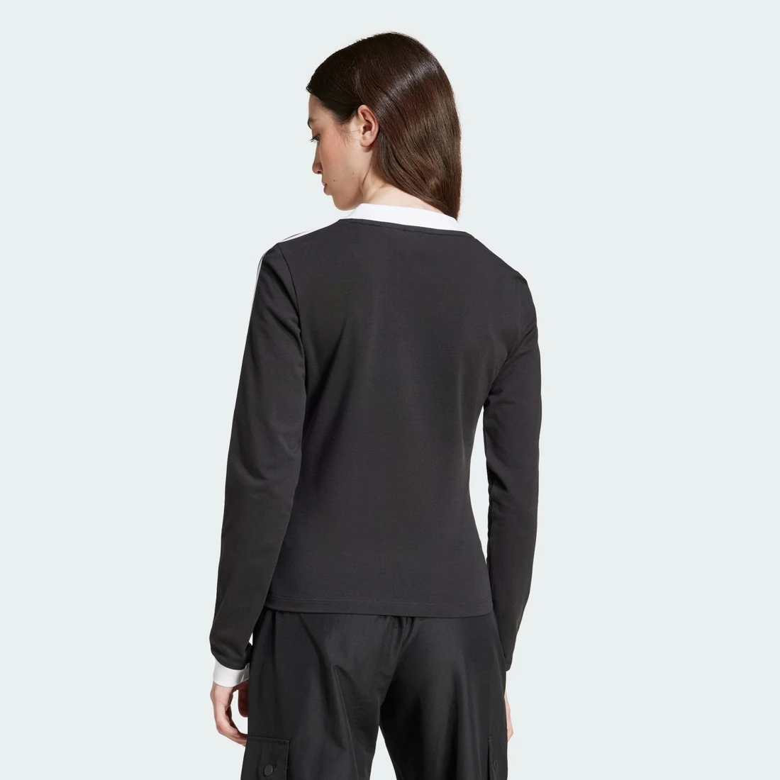 아디다스 브이넥 롱슬리브 티셔츠 블랙 - KR 사이즈 우먼스 IY7247