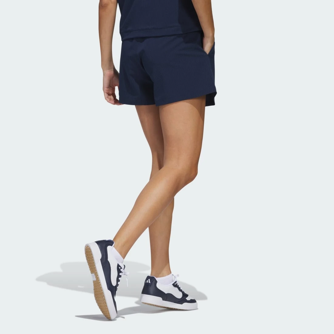 아디다스 W GO-TO PLT SH JE7313