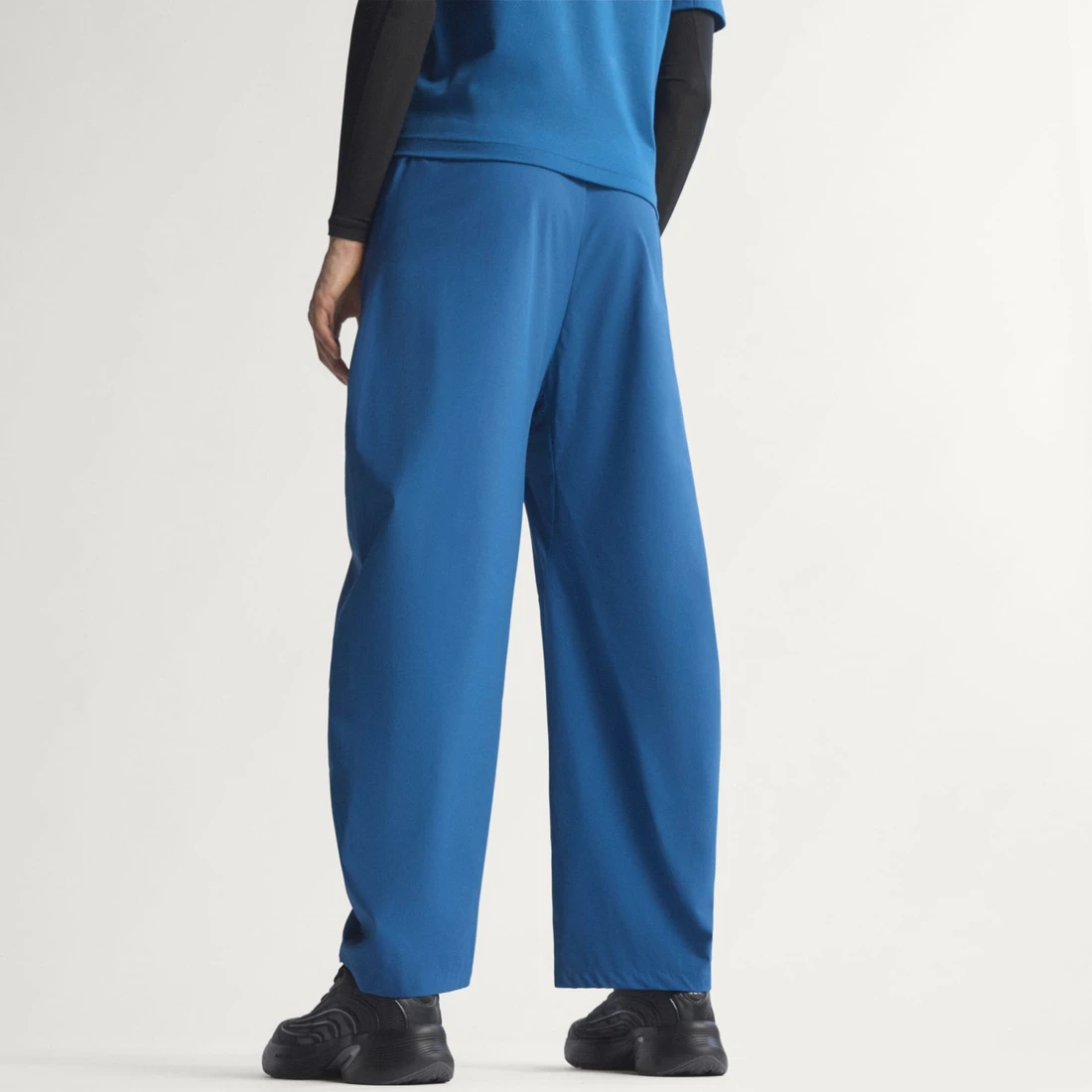 아디다스 아디다스 Z.N.E. 우븐 팬츠 KF0577