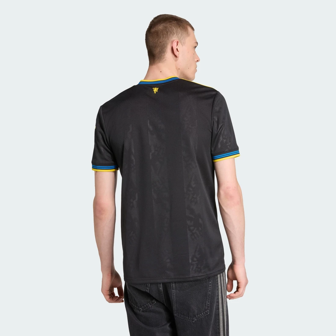 아디다스 맨체스터 유나이티드 2025/26 3rd 저지 블랙 - KR 사이즈 (논 마킹 버전) KD4225