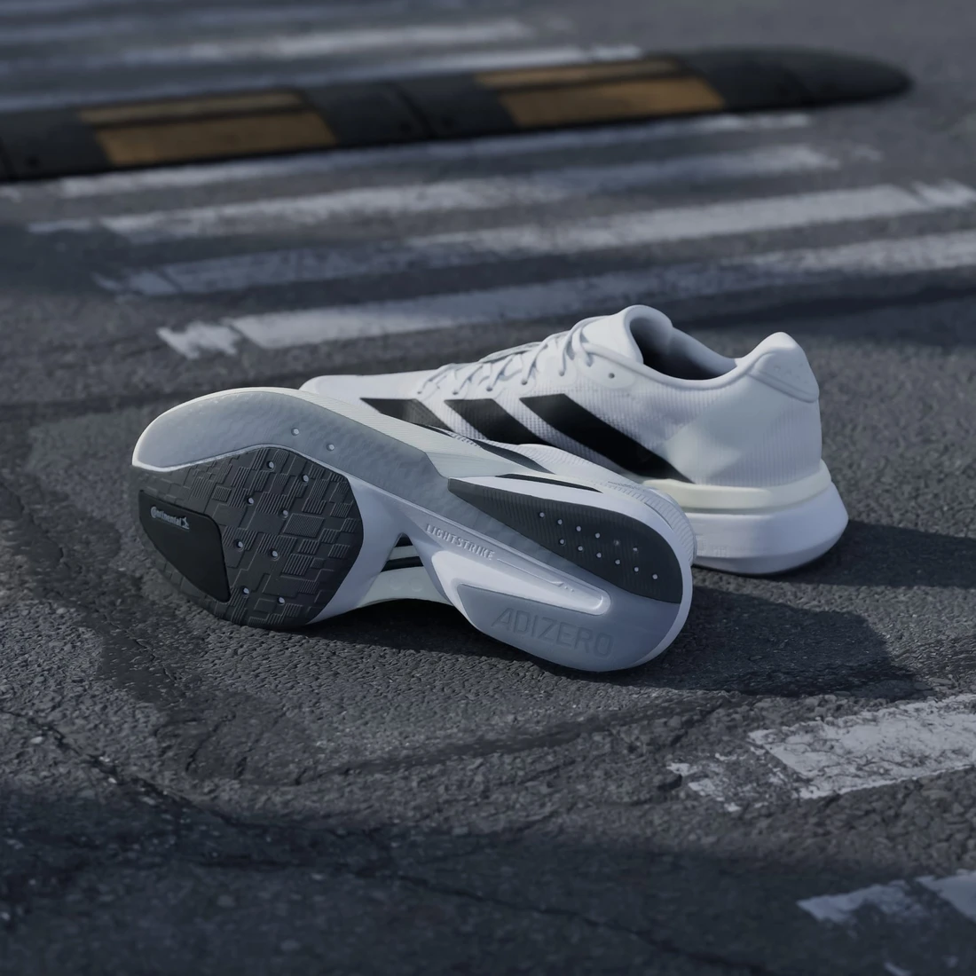 아디다스 아디제로 보스턴 13 클라우드 화이트 코어 블랙 JS4939