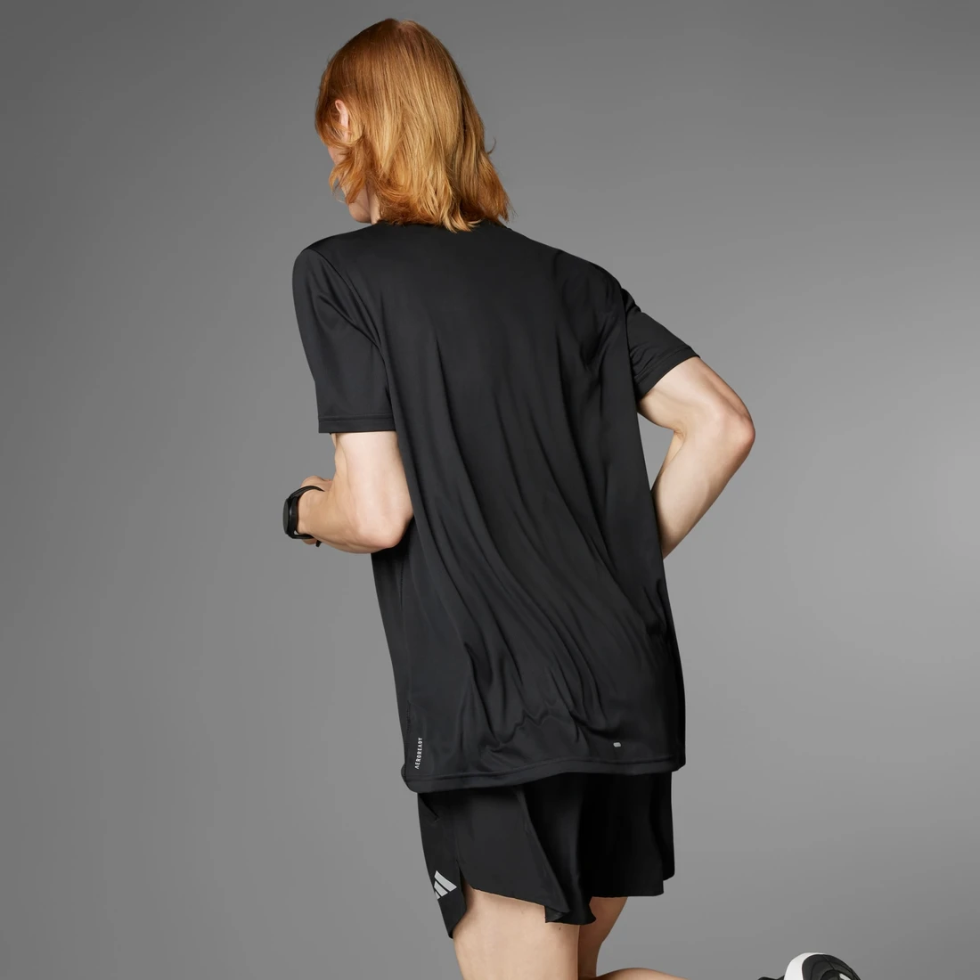 아디다스 런 잇 티셔츠 블랙 - KR 사이즈 IL7235