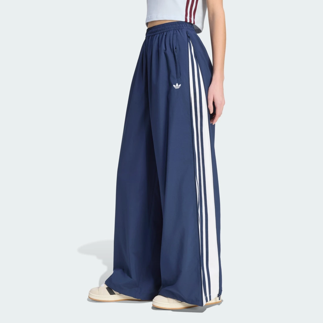 아디다스 아딜레늄 시즌 3 집 트랙 팬츠 KS2296