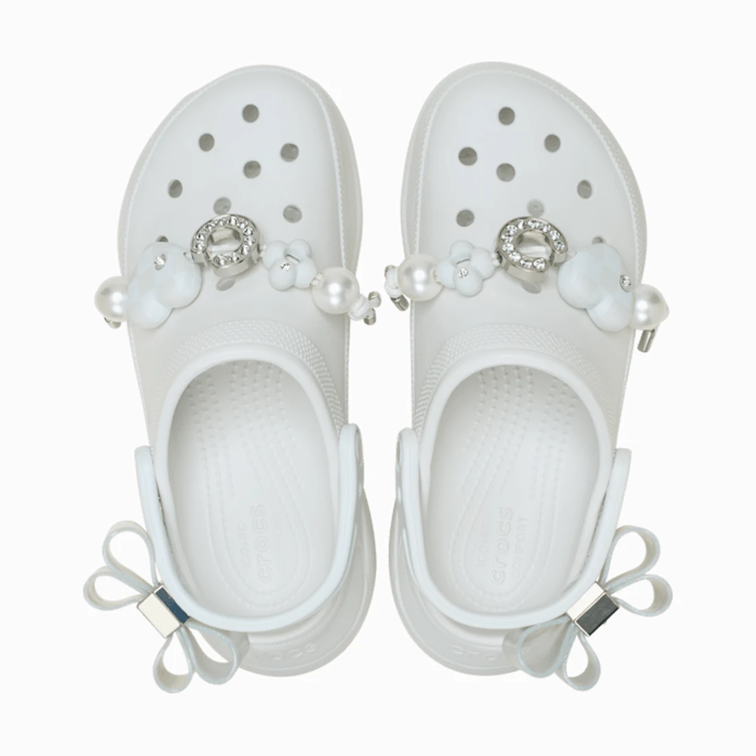 크록스 베이 글리치 글램 클로그 문라이트 213632-1NK