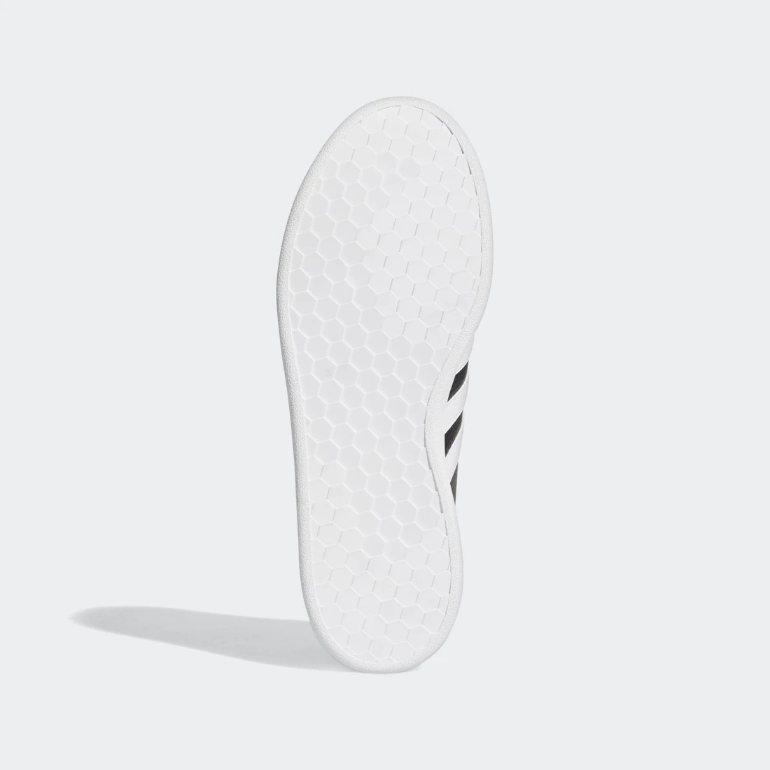 아디다스 그랜드 코트 SE 코어 블랙 클라우드 화이트 FW6690