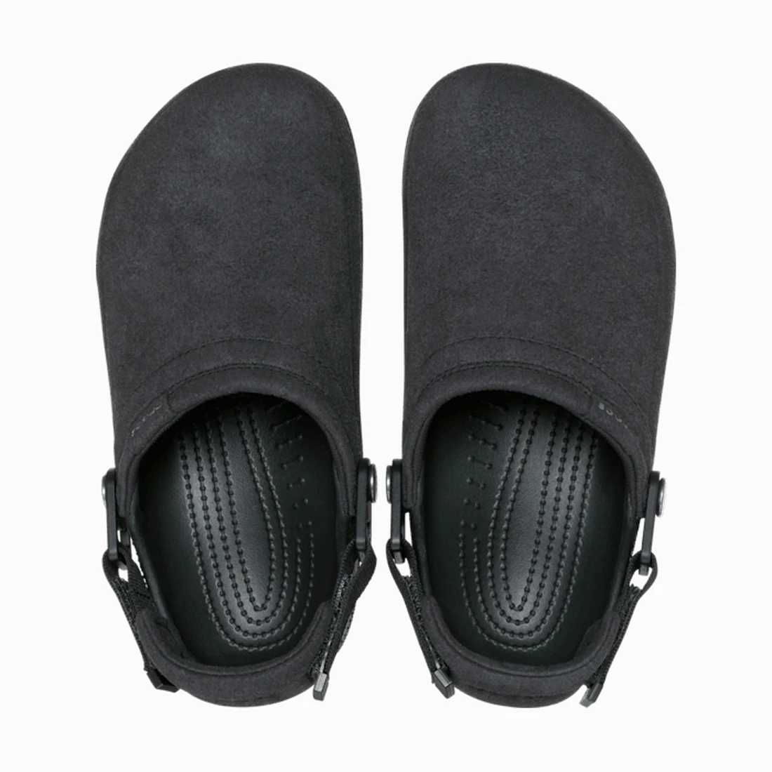 크록스 클래식 크래프티드 비건 스웨이드 클로그 블랙 211930-001