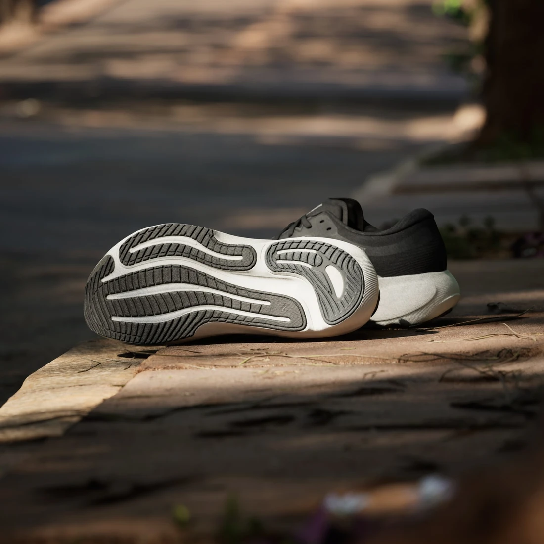 아디다스 슈퍼노바 라이즈 3 M JQ8502