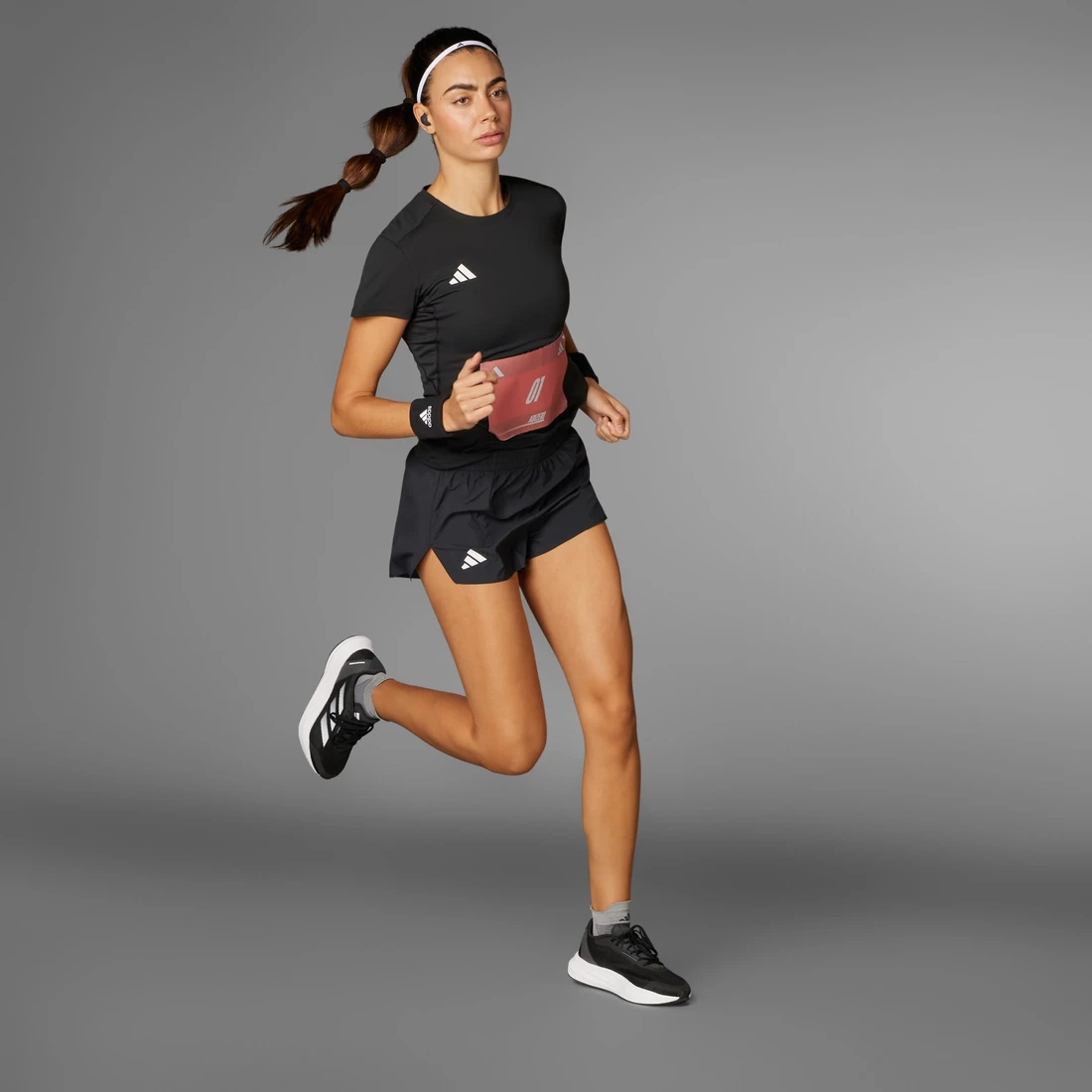 아디다스 아디제로 에센셜 러닝 티셔츠 블랙 - KR 사이즈 우먼스 IN1172