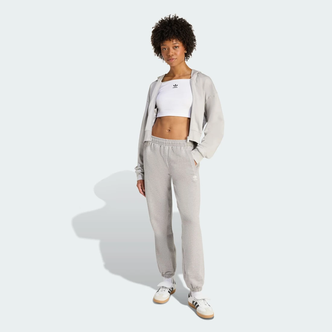 아디다스 에센셜 프렌치 테리 크롭 지퍼 후디 KE3219