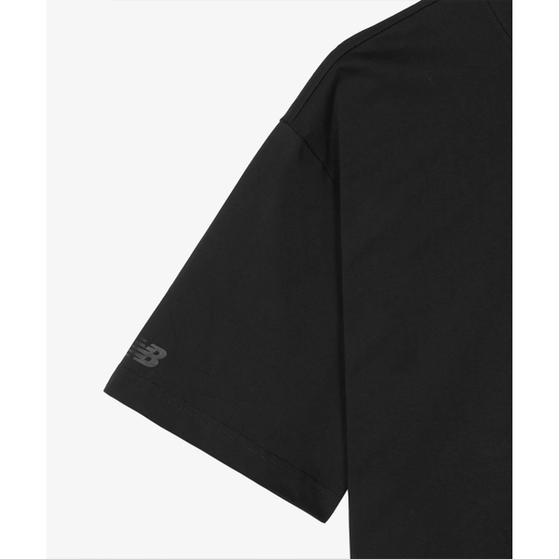 기안84 x 뉴발란스 살라고뛴다 그래픽 반팔티 블랙 NBNEG21473-19