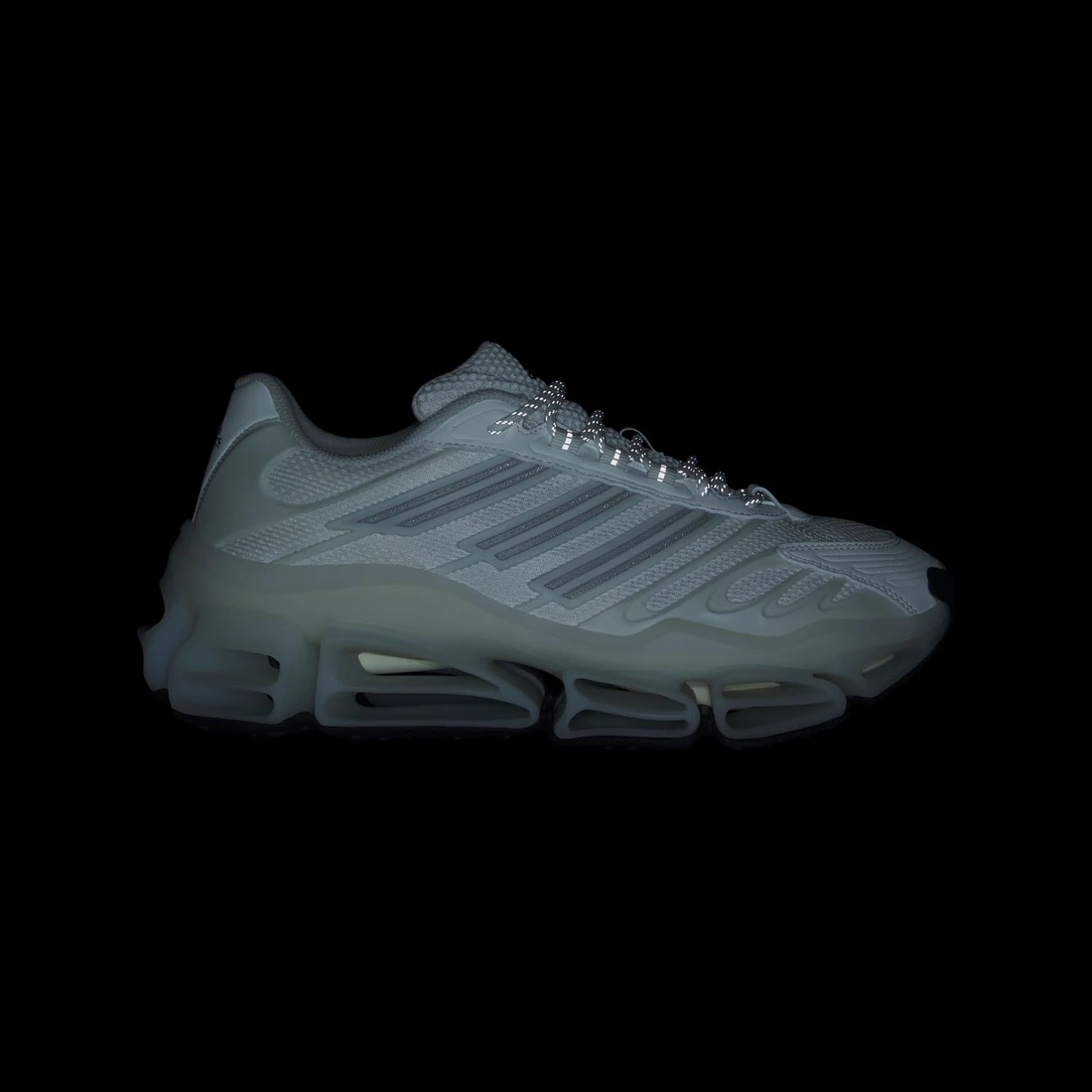 아디다스 메가라이드 AG 클라우드 화이트 크림 화이트 KI6716