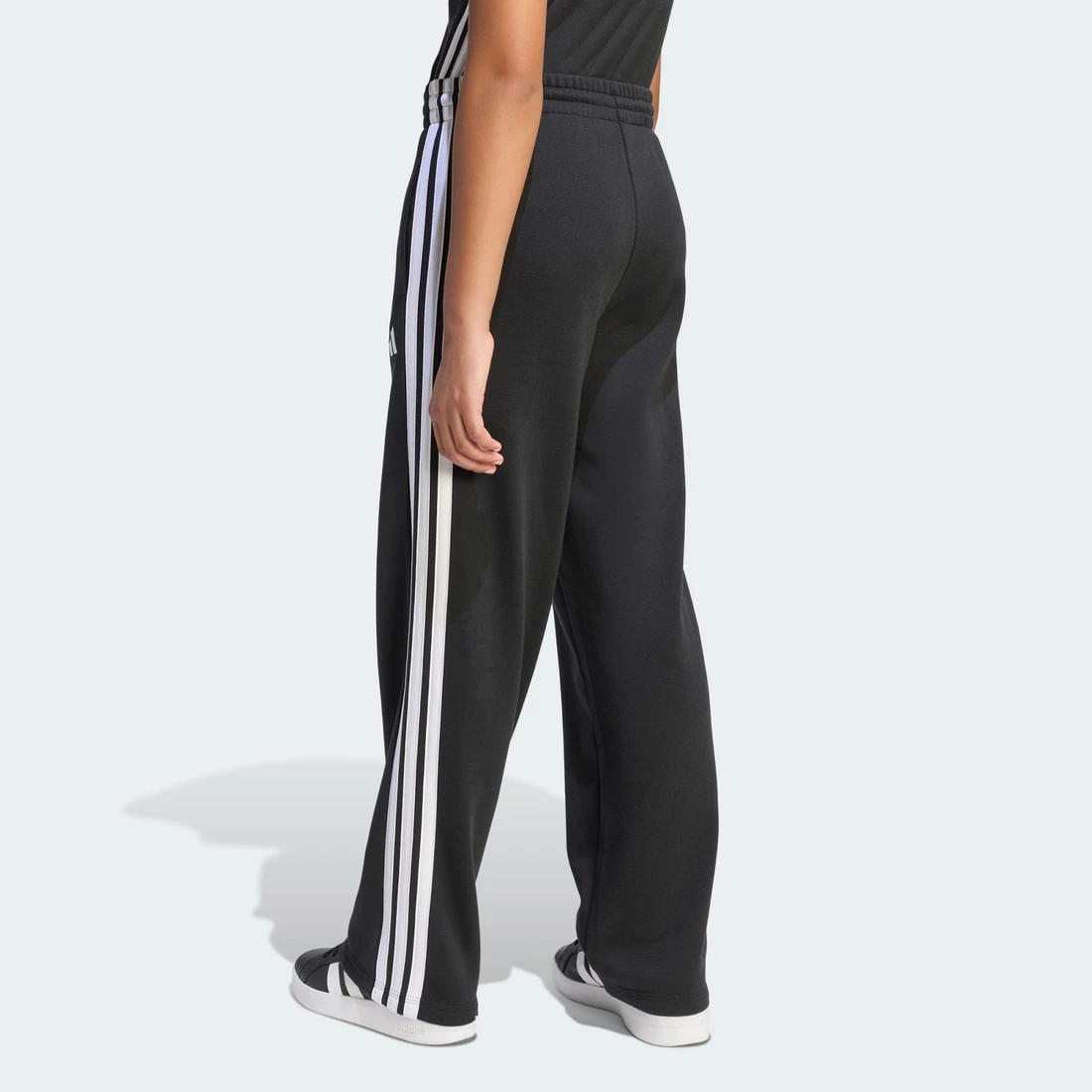 아디다스 에센셜 팬츠 JZ3689