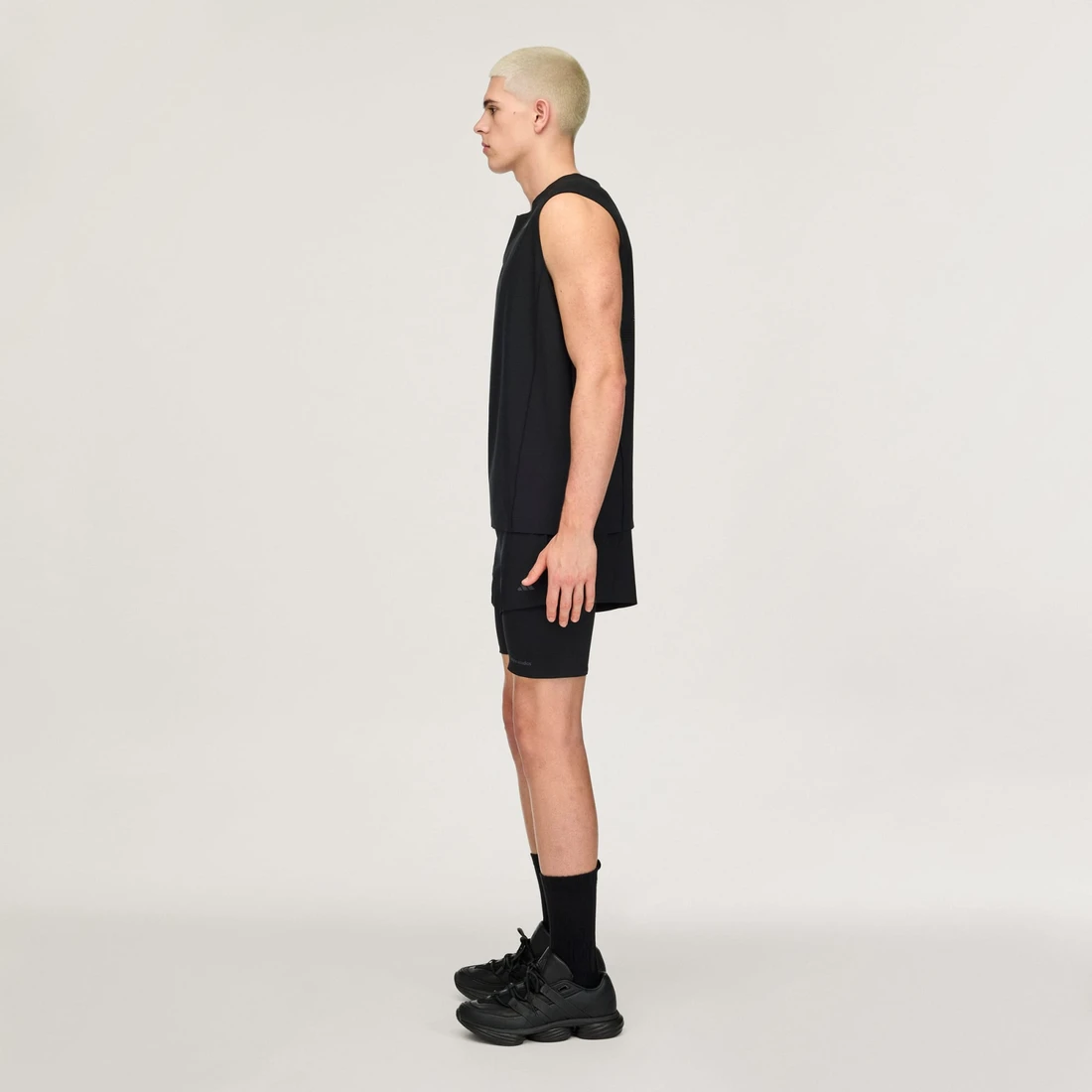 아디다스 x 엔타이어 스튜디오 D4T 트레이닝 투인원 쇼츠 블랙 - KR 사이즈 KD3625