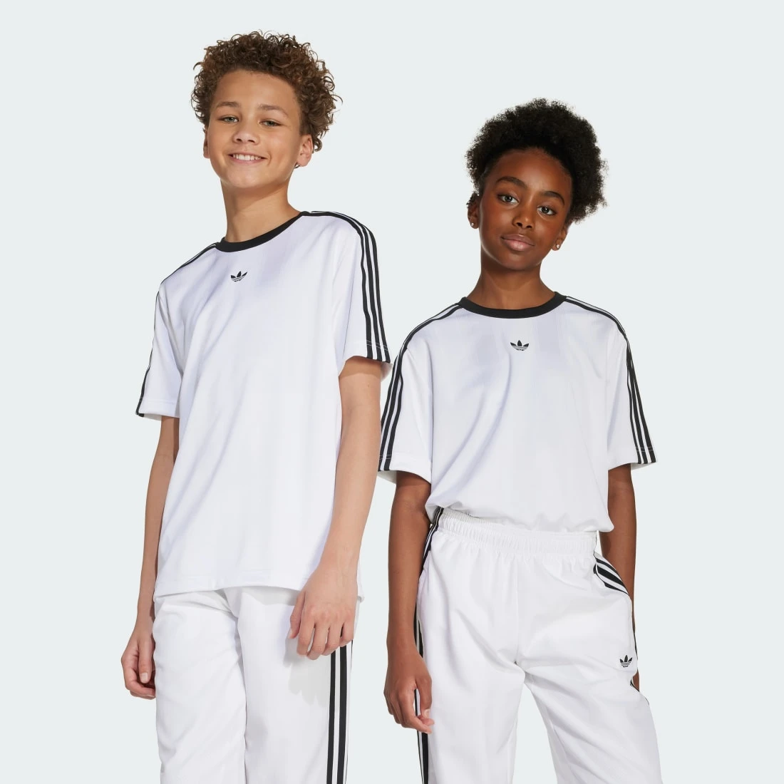 아디다스 Jacquard 키즈 티 JV8655