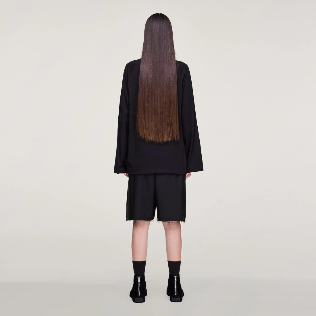 Y-3 x 요지 야마모토 스포츠 유니폼 로우 컷 3-스트라이프 쇼츠 블랙 KF1113