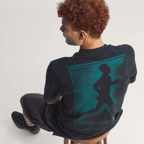 아디다스 이큅먼트 블러 그래픽 티셔츠