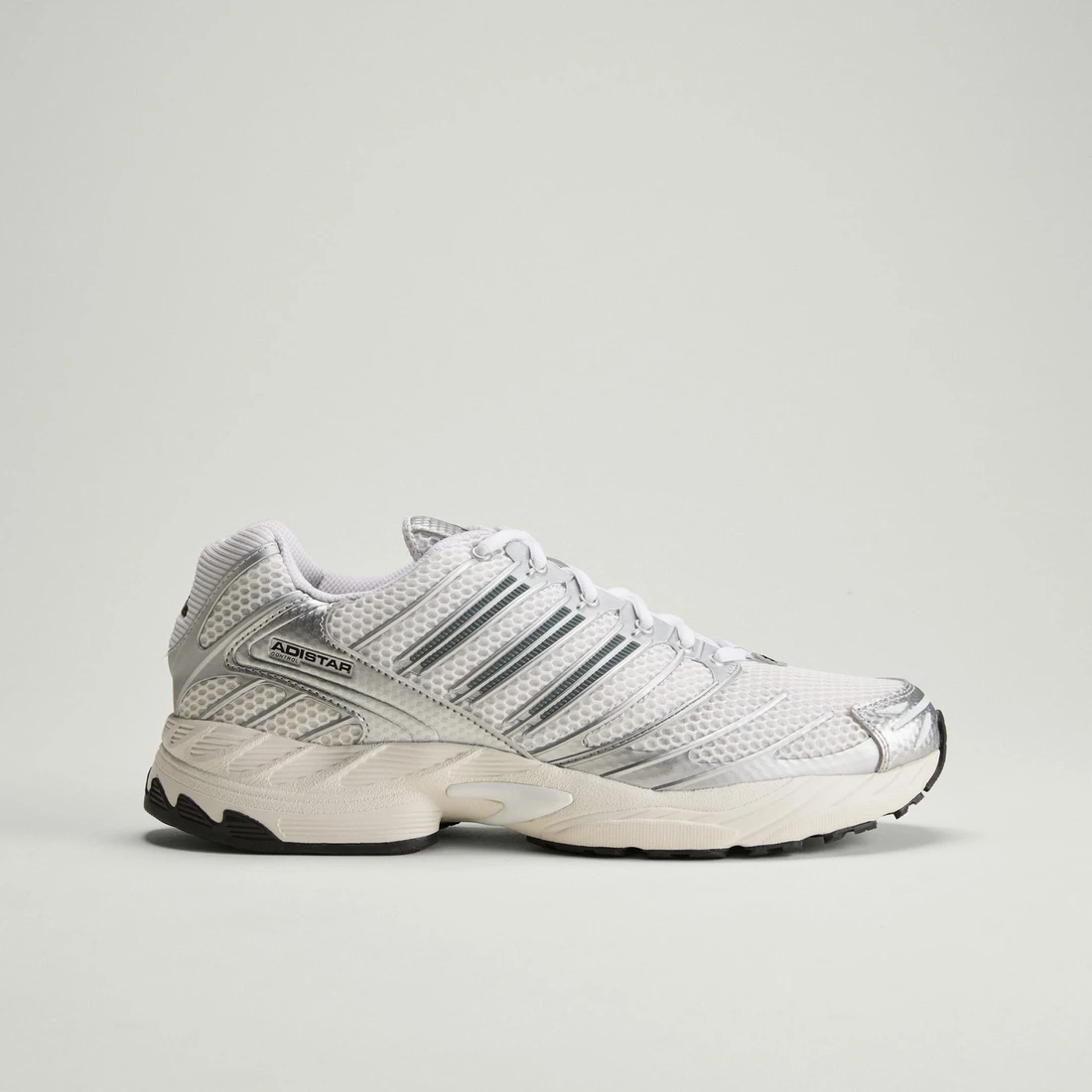 아디다스 아디스타 컨트롤 3 HQ2721