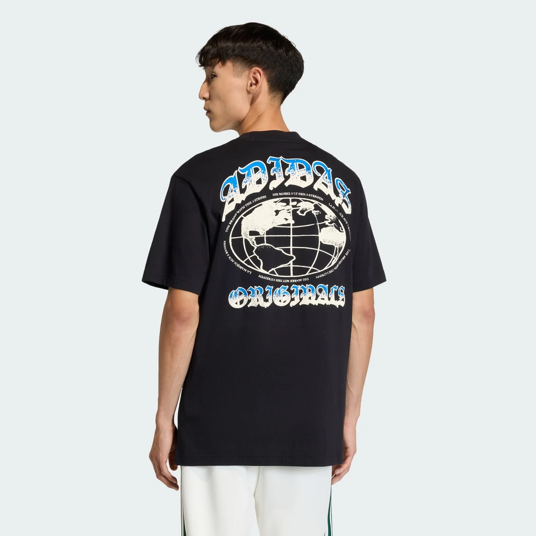 아디다스 GFX 티셔츠 KE0101