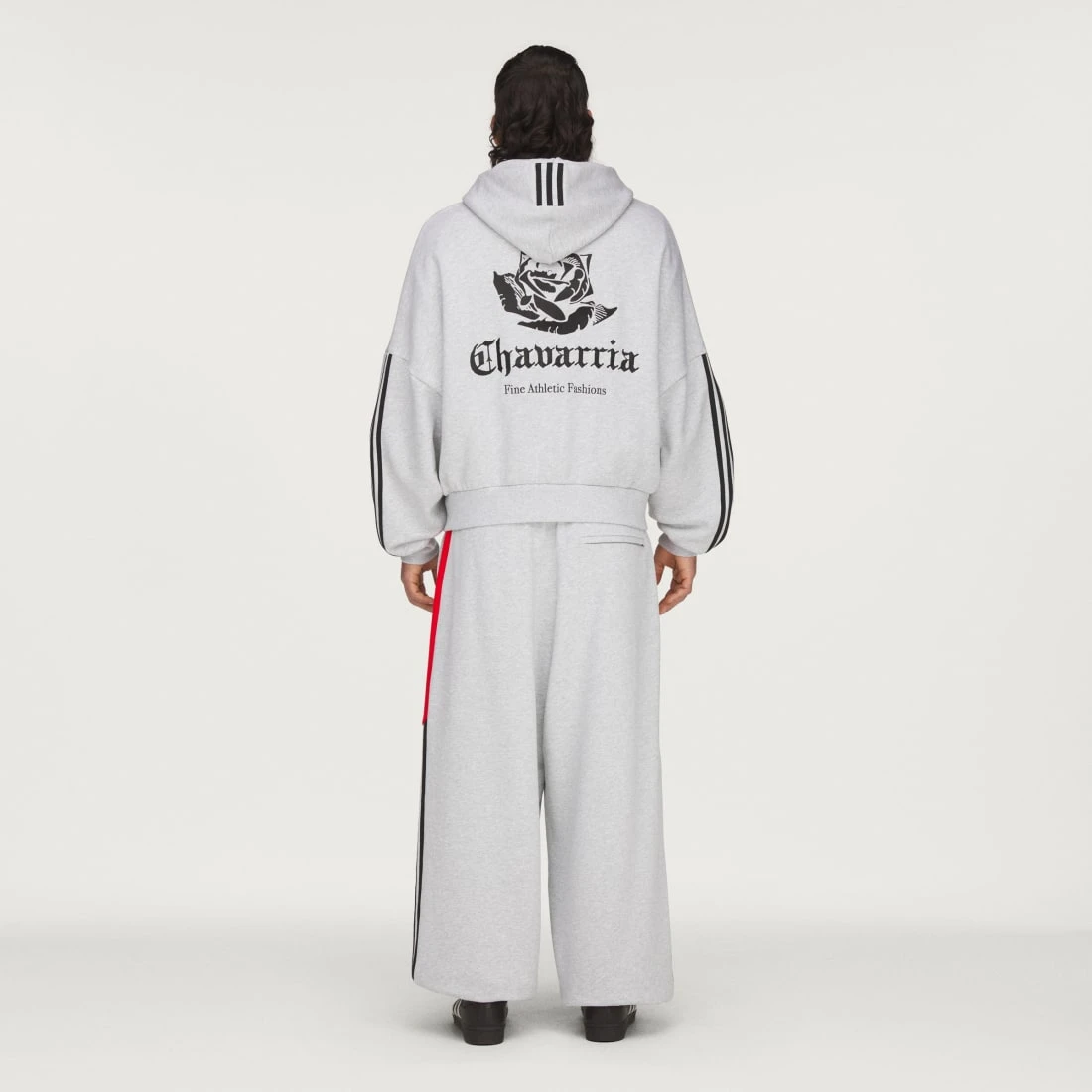 아디다스 CHAVARRIA 스웨트 팬츠 KV2249