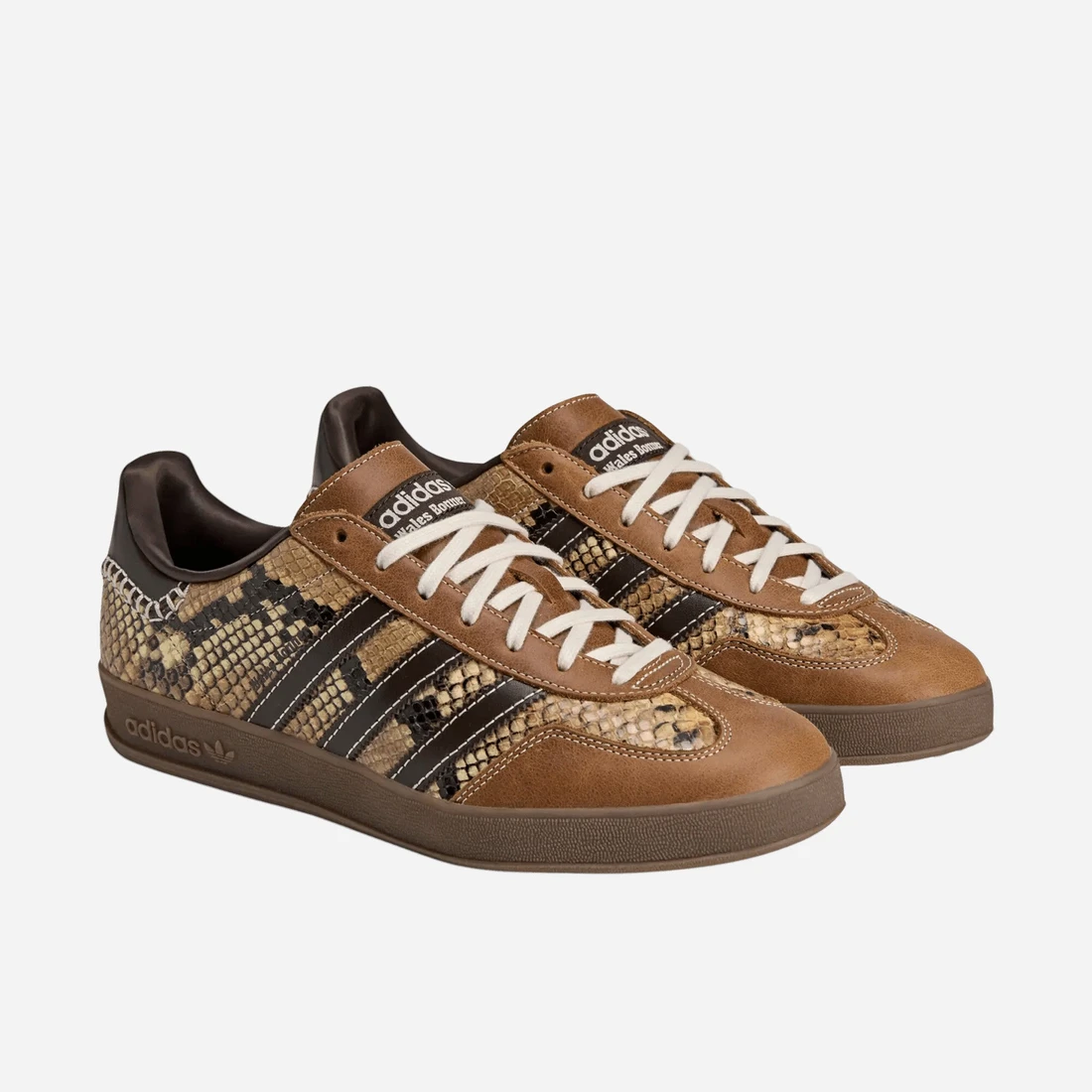 아디다스 x 웨일스 보너 가젤 인도어 브라운 탄 KK3641