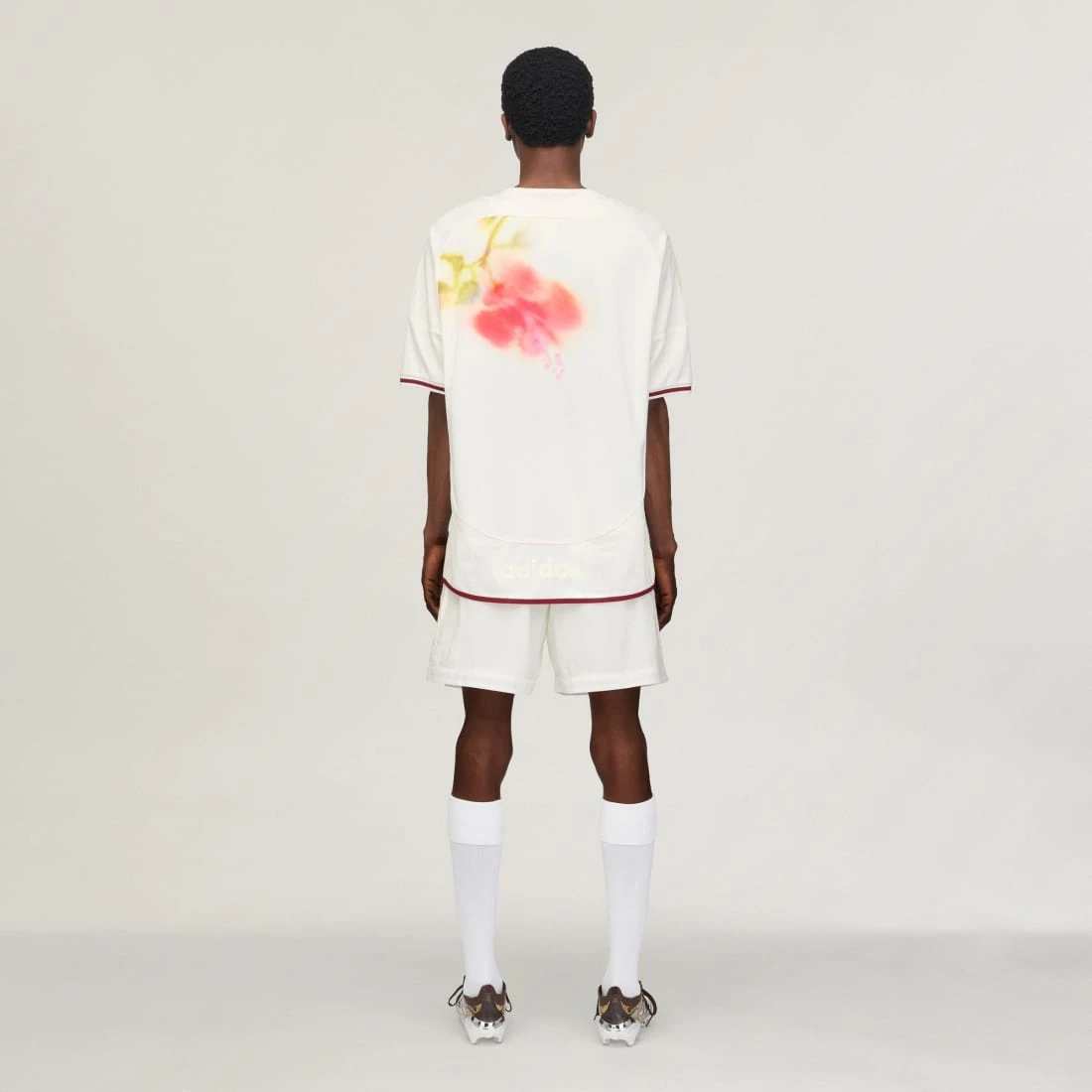 아디다스 x 웨일스 보너 사커 저지 초크 화이트 - KR 사이즈 KR8792