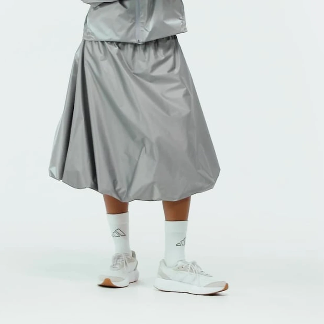 아디다스 시티 테크 메탈릭 홀리데이 스커트 JY0491