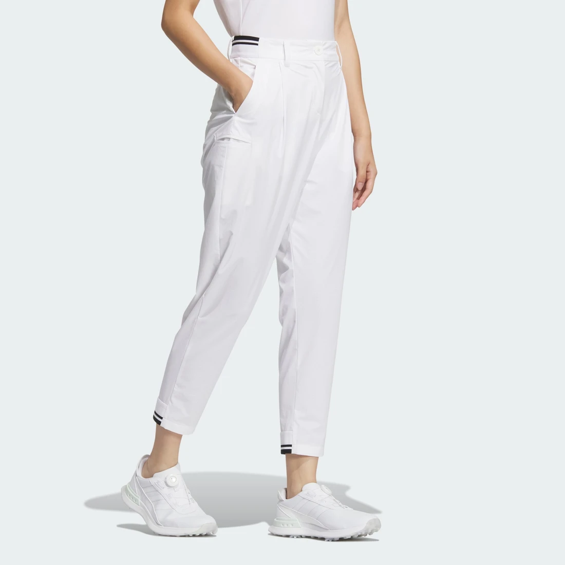 아디다스 라이트웨이트 스트레치 카고 앵클 팬츠 JE8296