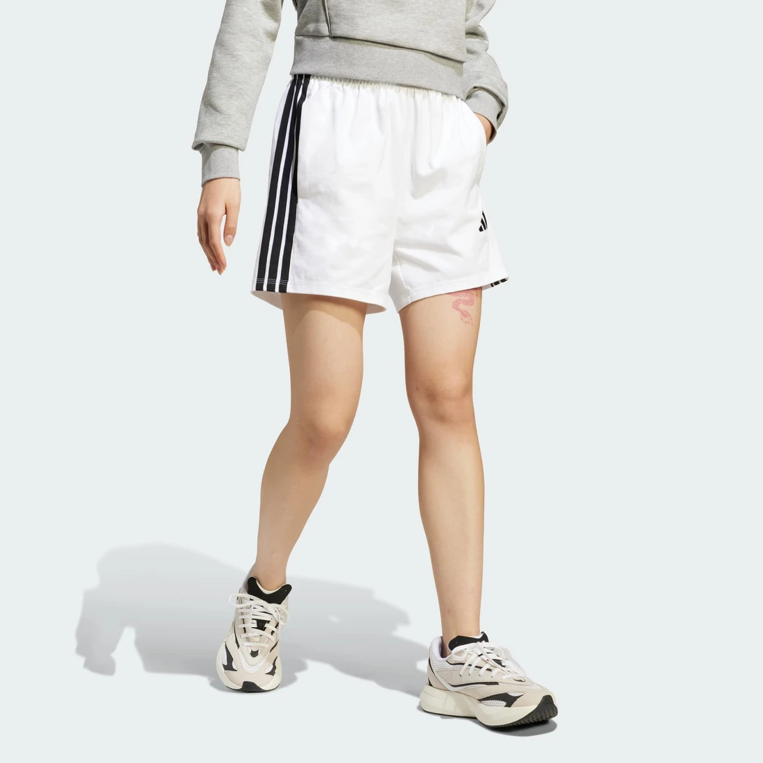 아디다스 에센셜 3S 코튼 쇼츠 화이트 블랙 - KR 사이즈 우먼스 JD0910