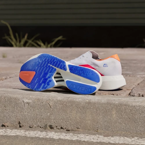 아디다스 서울 마라톤 아디제로 아디오스 프로 4 클라우드 화이트 루시드 레드