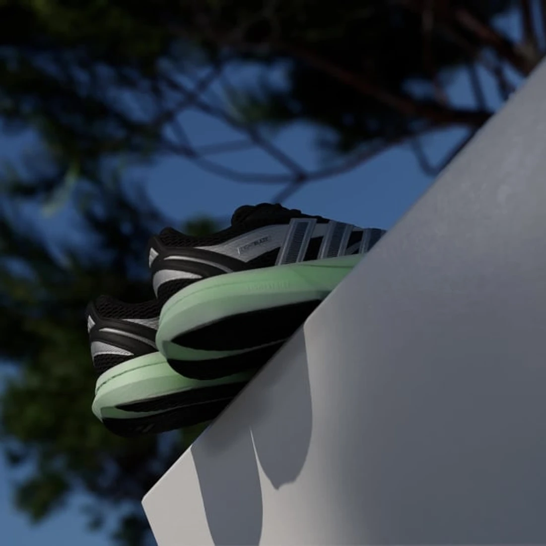 아디다스 라이트블레이즈 글로우 JP6321