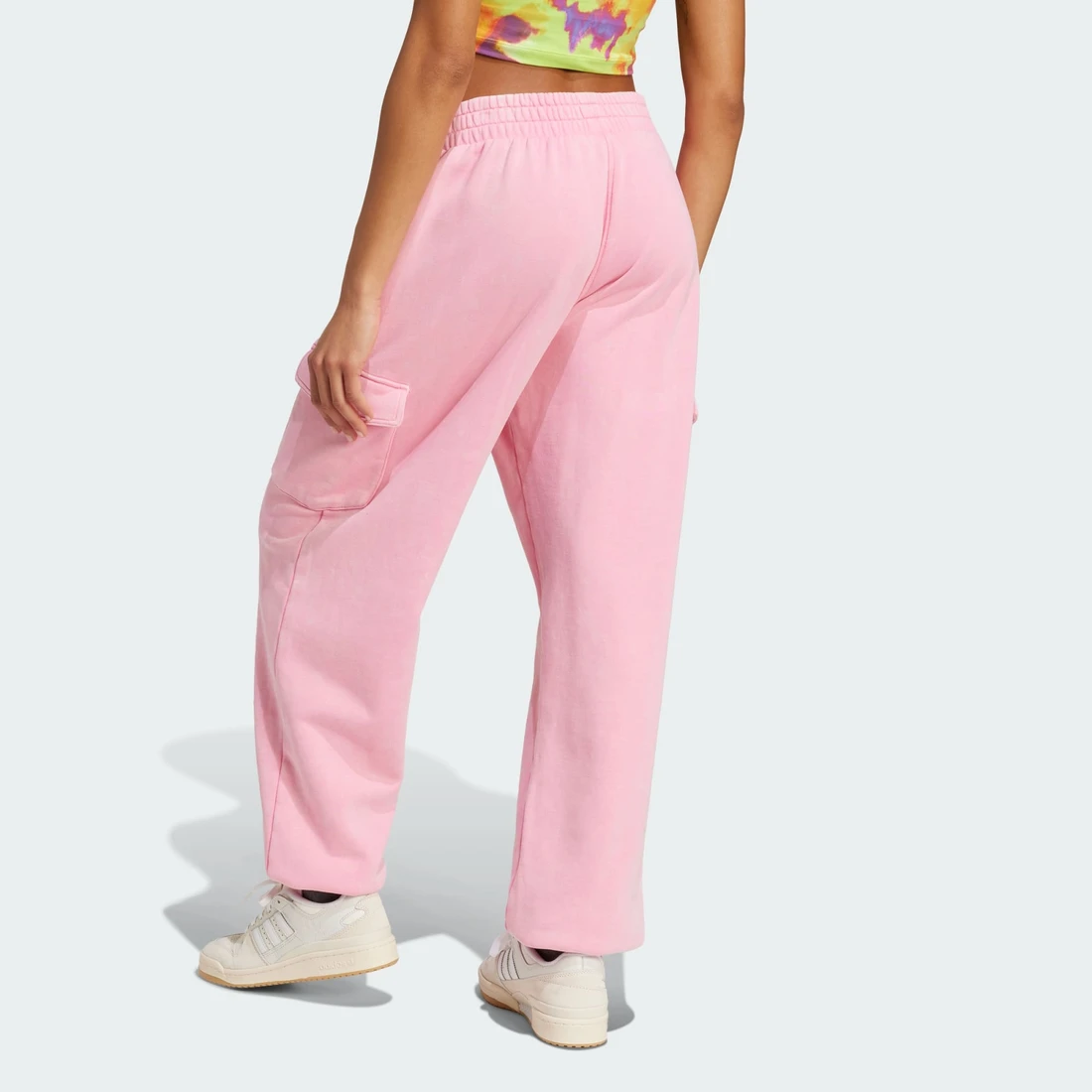 아디다스 스웨트 팬츠 IW5491