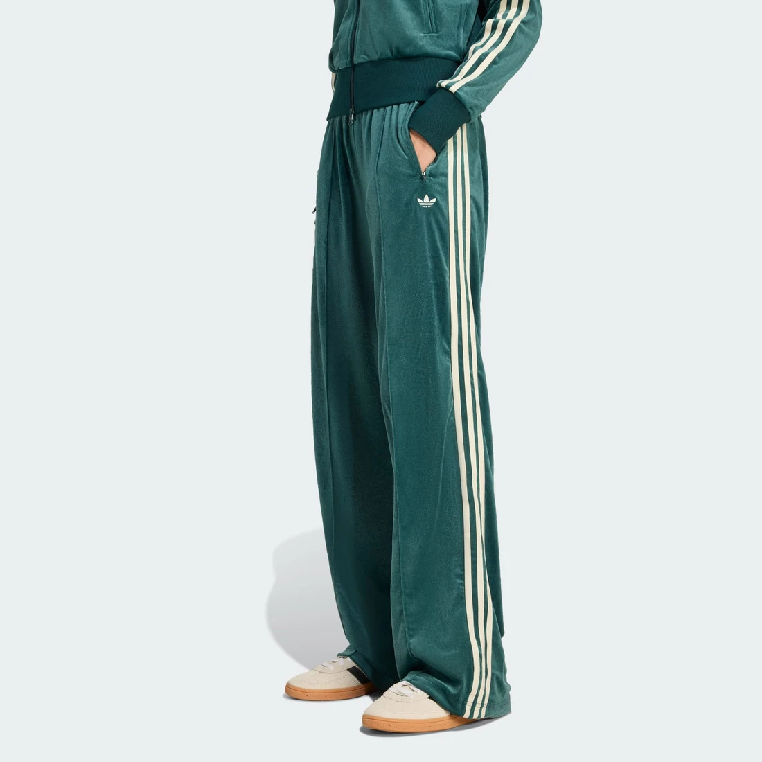 아디다스 ADIDAS ORIGINALS X LIBERTY LONDON 디보싱 벨벳 트랙 팬츠 JW5268