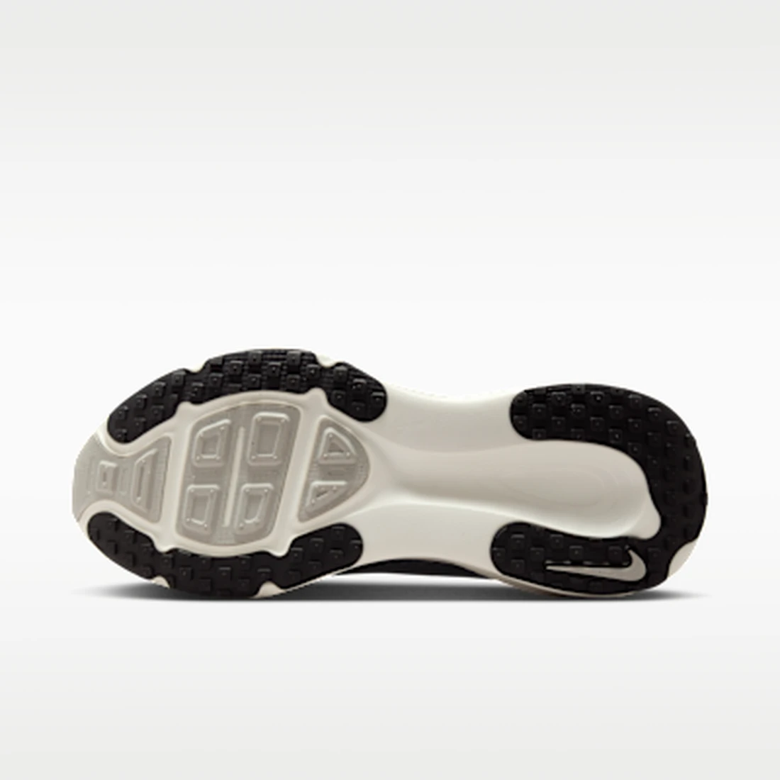 나이키 보메로 18 와이드 블랙 코코넛 밀크 IF0514-002