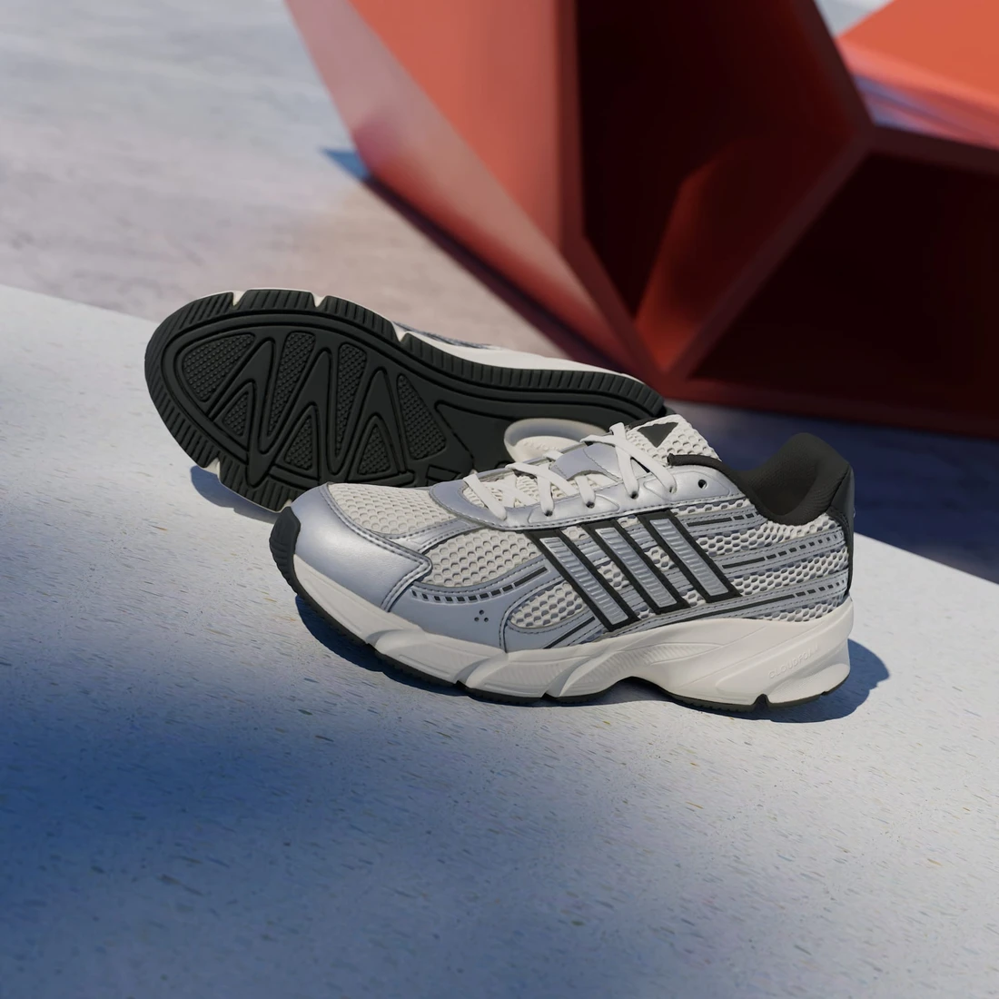 아디다스 테크노케이오스 2000 HQ7289