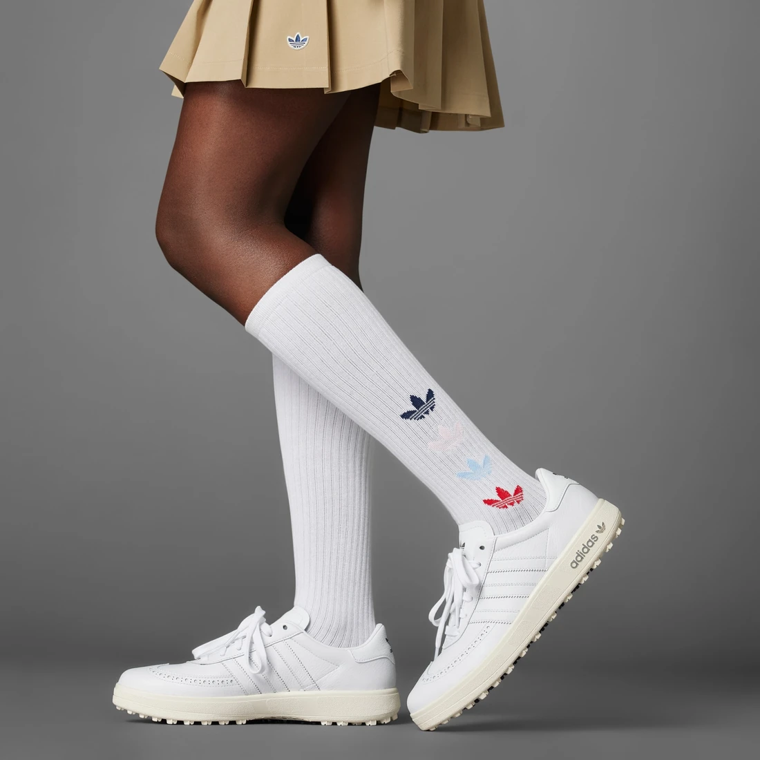 아디다스 코스컵 스파이크리스 골프 슈즈 클라우드 화이트 아이언 메탈릭 IH2264