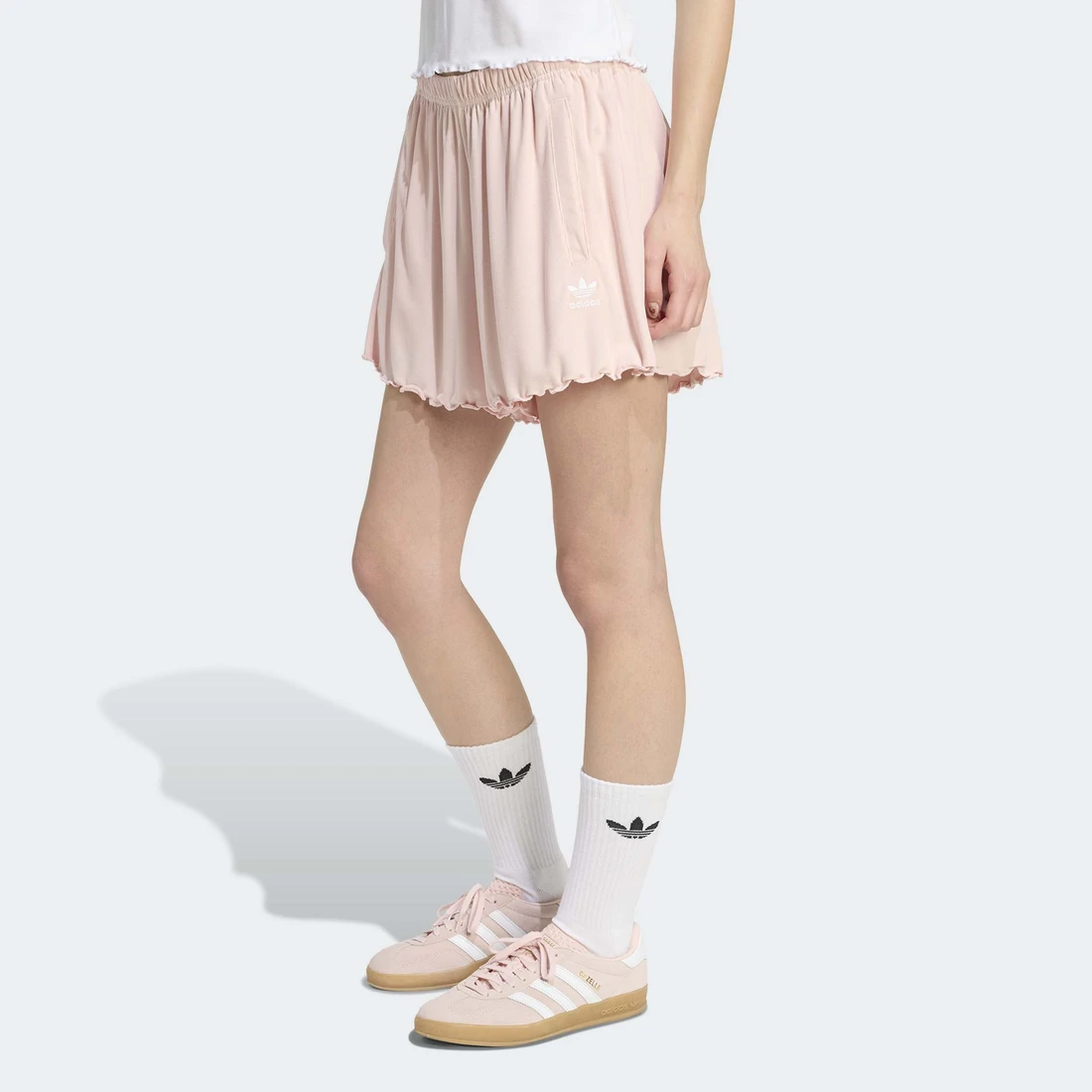 아디다스 Ess Shorts KE1103