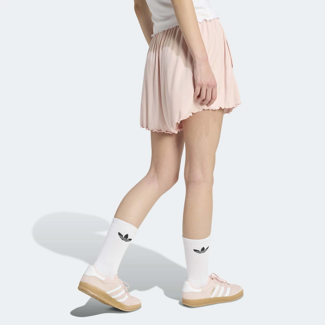 아디다스 Ess Shorts KE1103