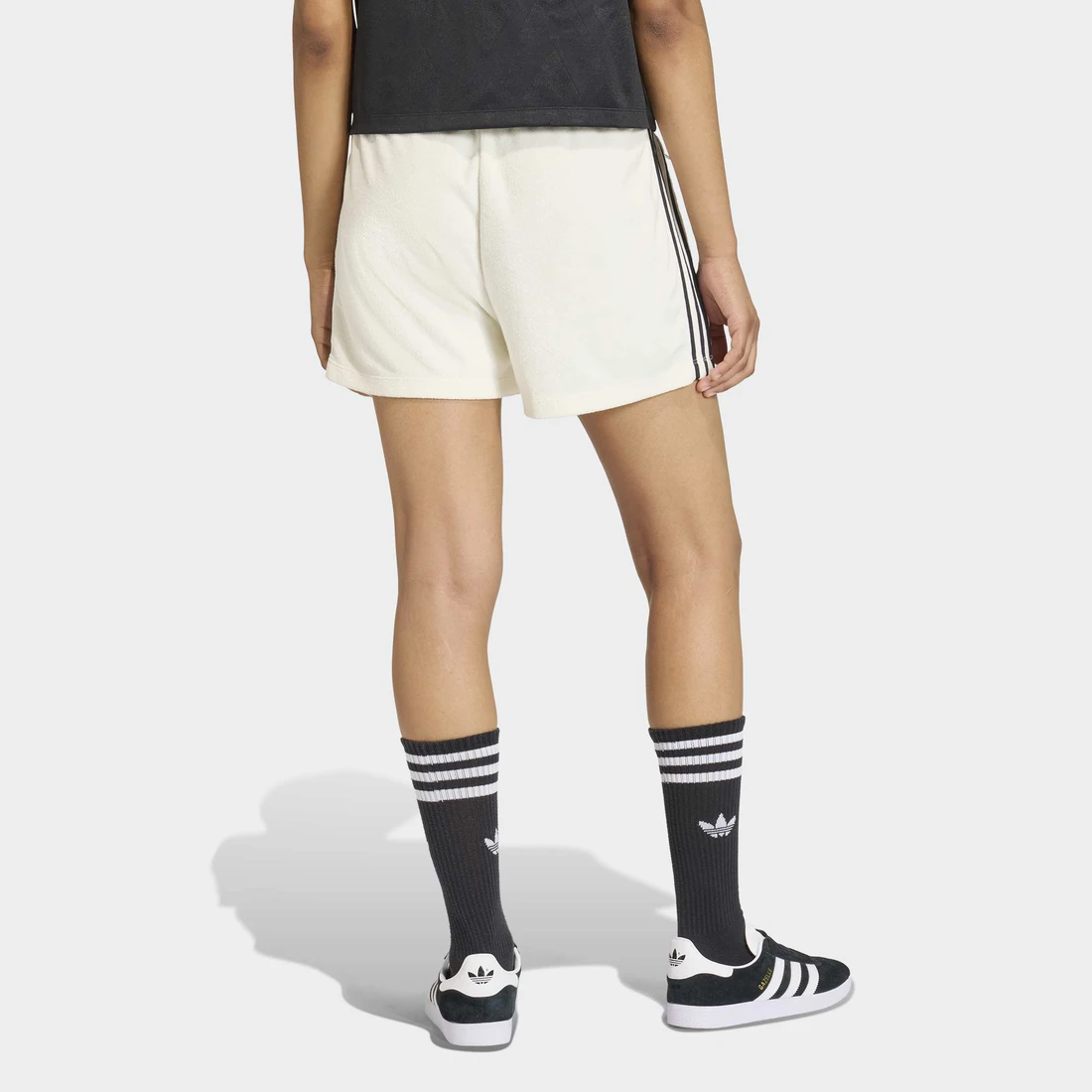 아디다스 Tt Shorts KD1397