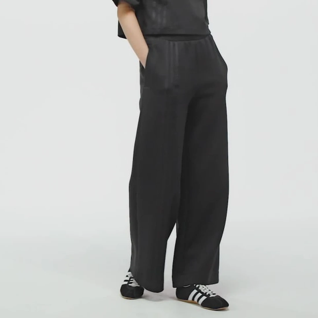 아디다스 오리지널스 삼선 팬츠 블랙 - KR 사이즈 우먼스 JX2733