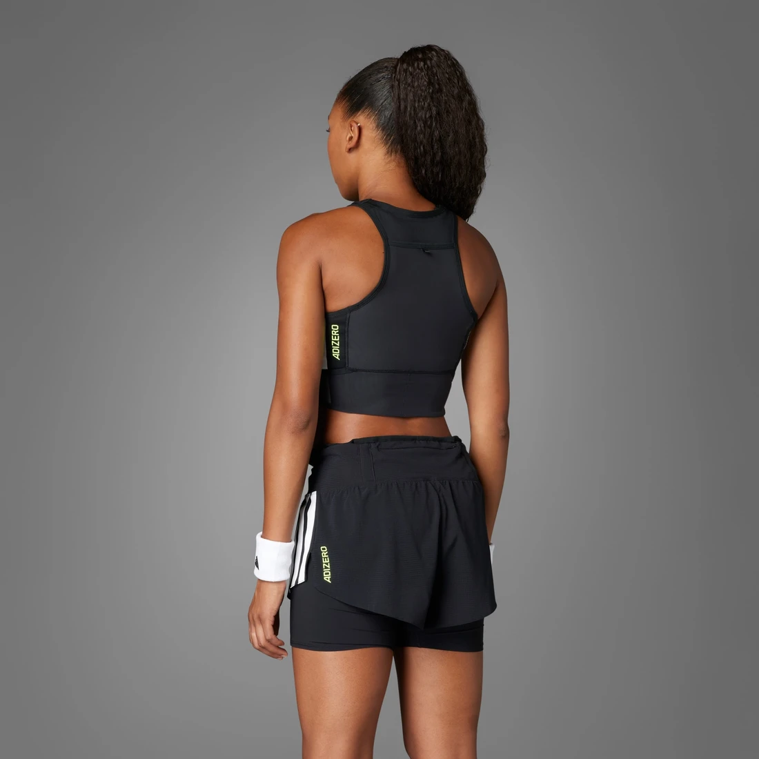 아디다스 아디제로 러닝 젤 포켓 크롭탑 JN7162